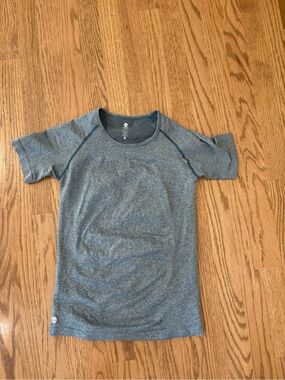 Kids Short-Sleeve Heathered Blue Active Tee